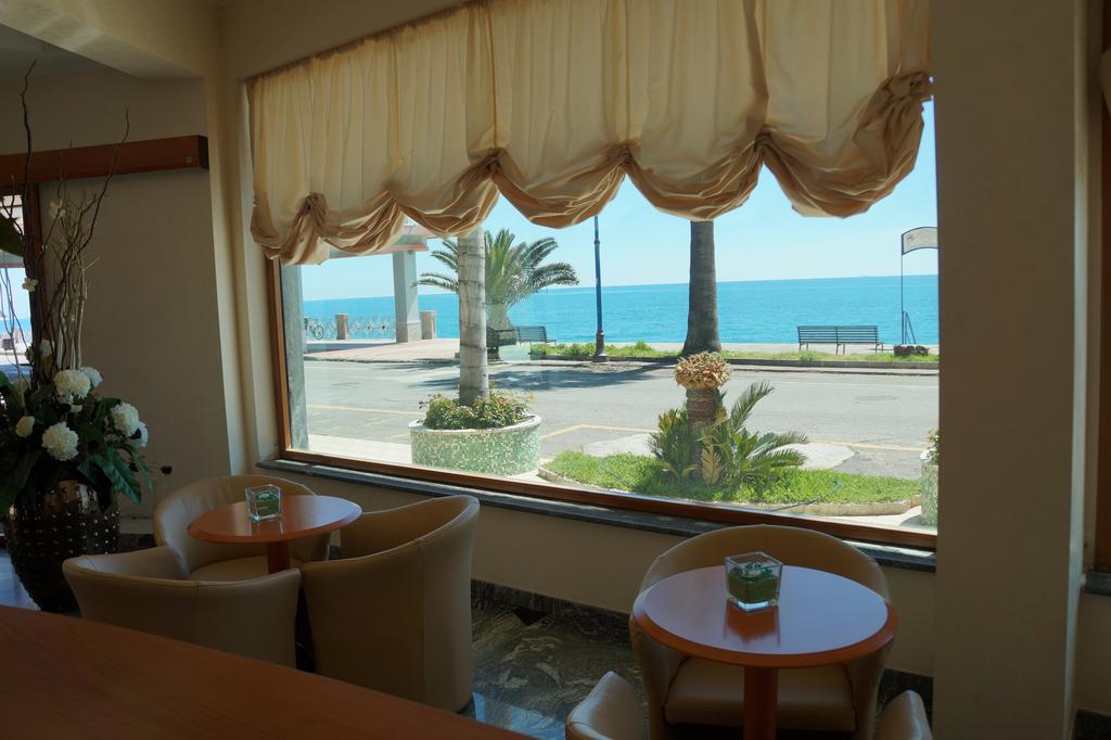 Hotel Ristorante Miramare Marina di Gioiosa Ionica Kültér fotó